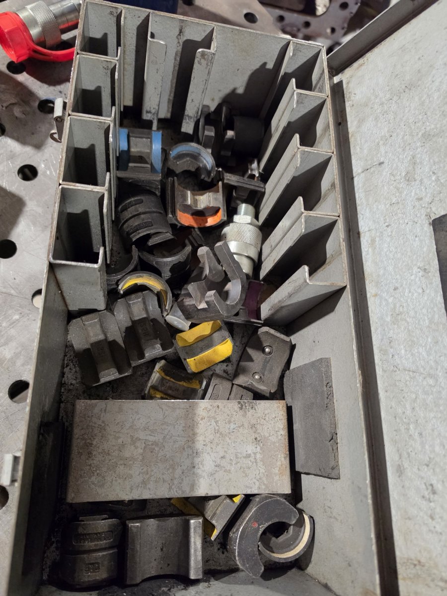 Thomas & Betts TBM-15PF 15-Ton Hydraulic Crimper Head Kit w/ Dies, Case & Air/Hydraulic Foot Pump (Used), image 6