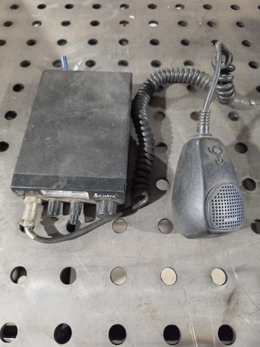 Cobra 19 DX IV 40-Channel CB Radio with Cobra Mic (Used), image 2