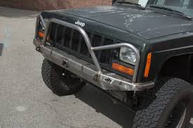 Mojave Front Bumper with Grille Guard Hoop – Jeep Cherokee XJ & Comanche MJ (1984–2001)