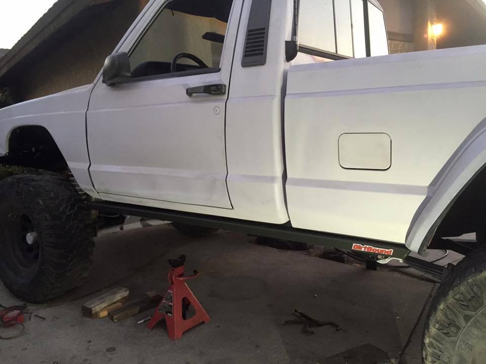 Rock Sliders – Short Bed – Jeep Comanche MJ (1985–1992)