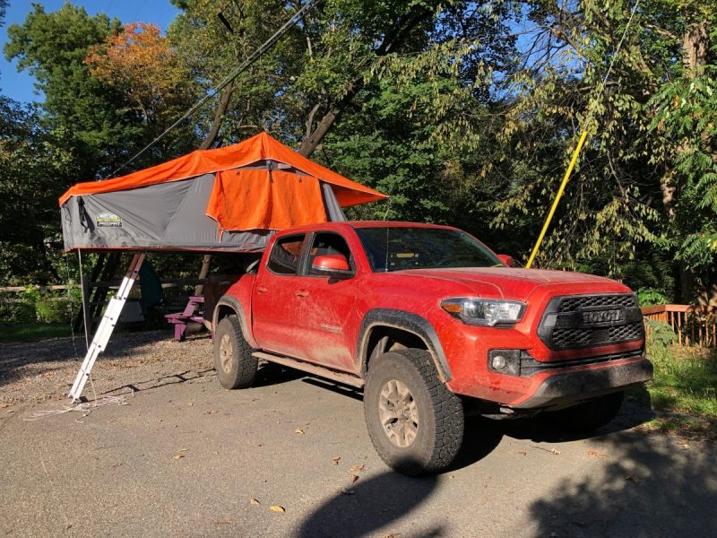 Deluxe Rock Sliders | Toyota Tacoma 3rd Gen (2016-2023) - DirtBound Offroad