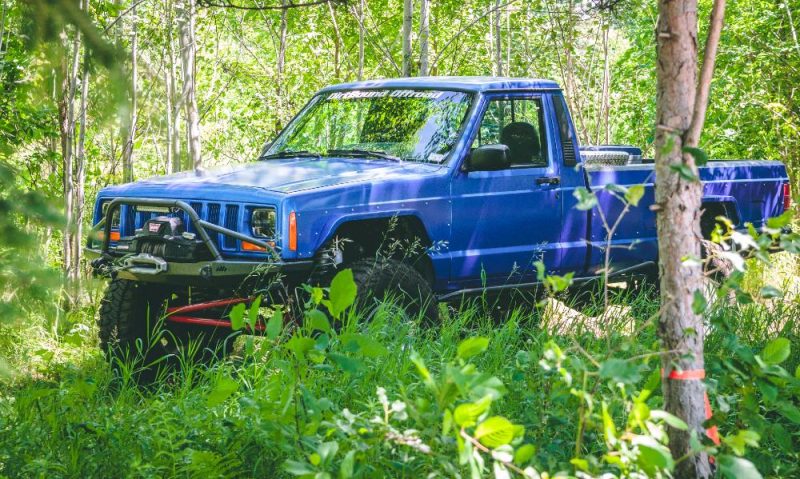 Manta Ray Front Winch Bumper | Pre Runner Hoop | Jeep XJ/MJ - DirtBound Offroad